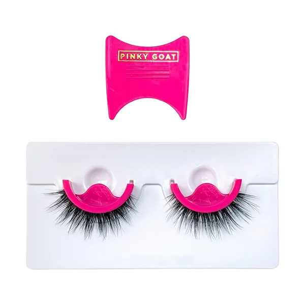 Pinky Goat Gisela Pre-Glued And Reusable Eye Lashes