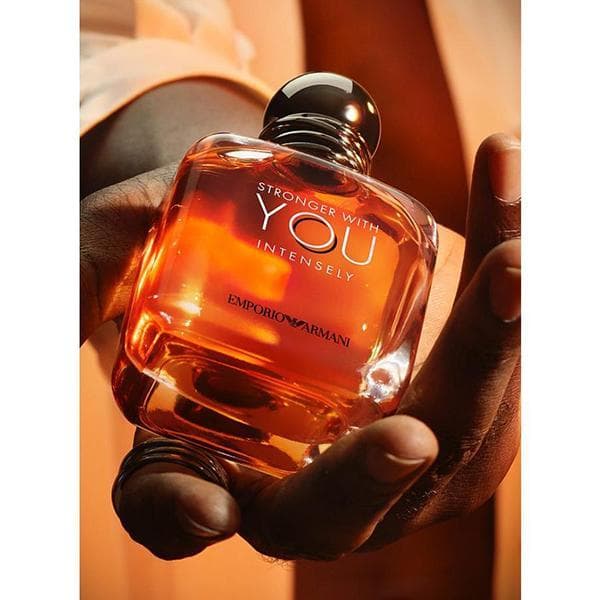 جورجيو ارماني سترونجر ويذ يو او دو تواليت طقم هدية للرجال